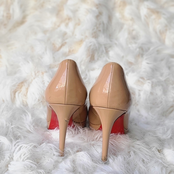 Nude Christian Louboutin Pumps - Picture 4 of 4